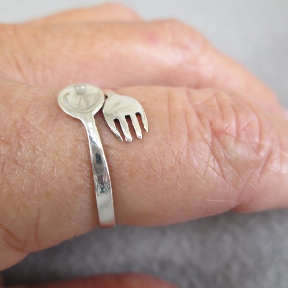Sterling Silver Small Fork and Spoon Ring>Cutlery Ring,Cook Ring,Chefs Ring - Picture 2 of 7